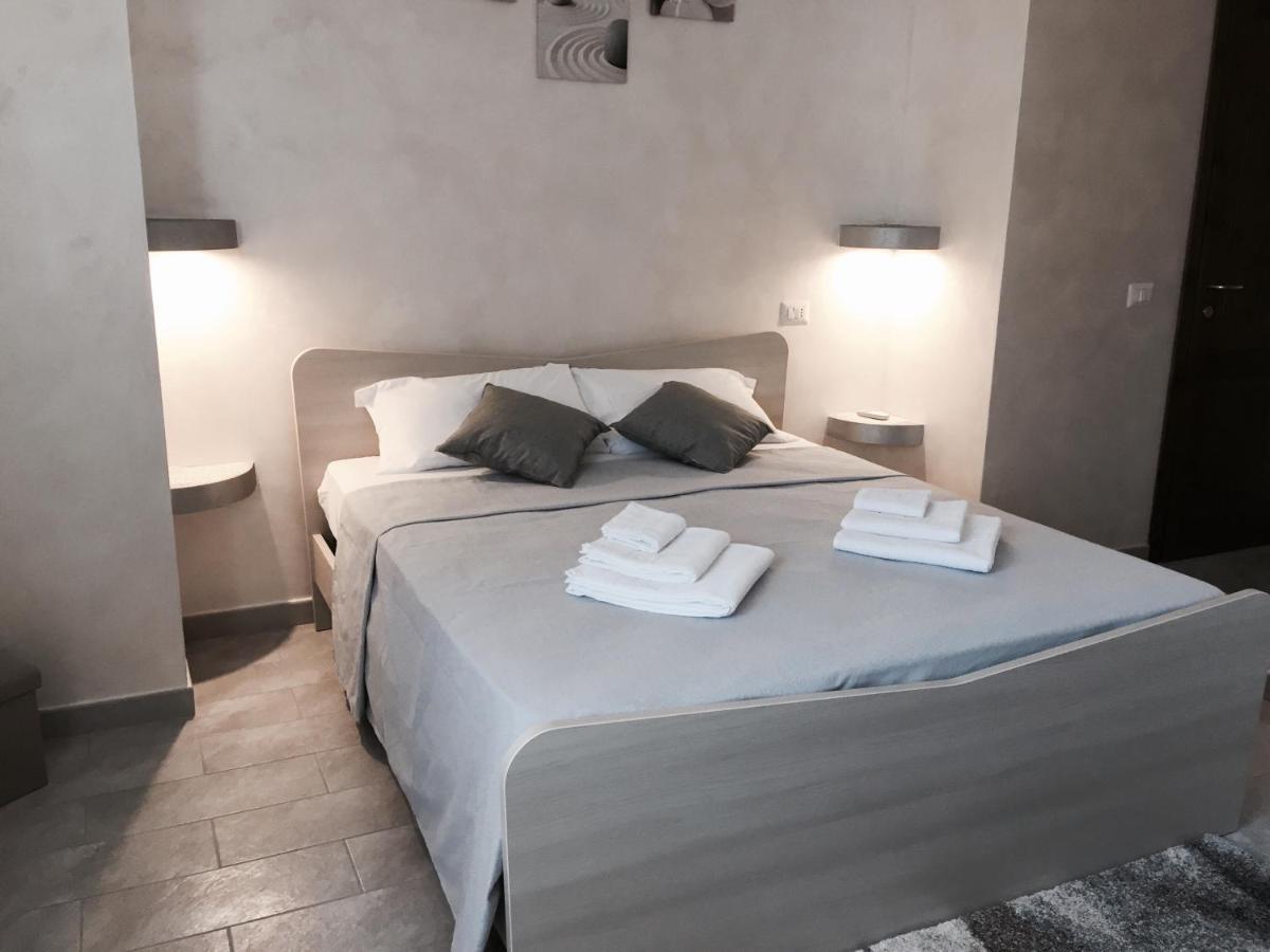 Bed and Breakfast Residenza Dama à Ricadi Extérieur photo